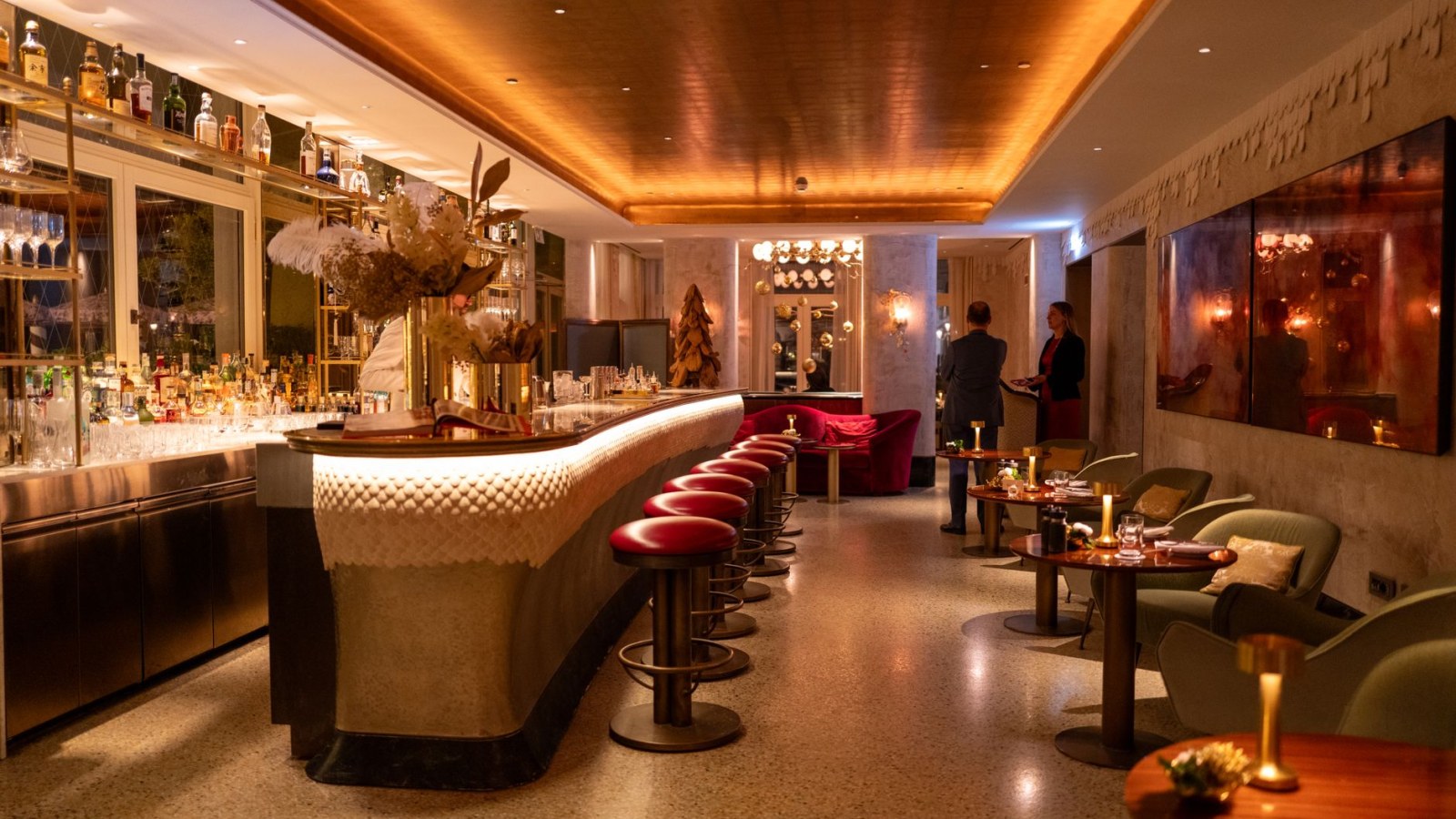 Lounge Bar